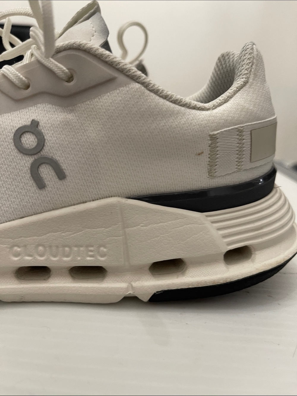 ON RUNNING CLOUDNOVA FROM SNEAKERS WOMENS SIZE 7 - Picture 4 of 14